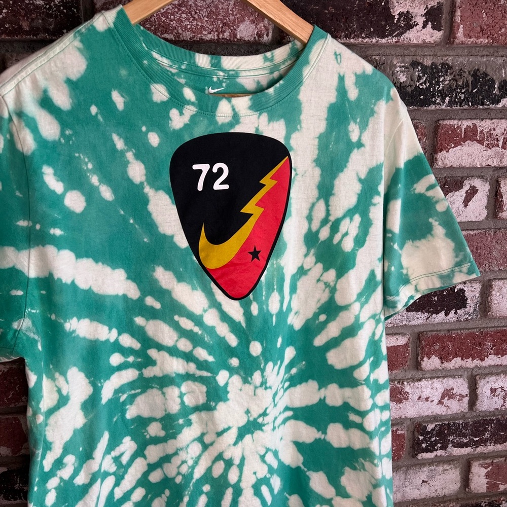 Nike 72 Nike Swoosh Star shield Graphic Custom 
Bleach spiral tie dye Tee